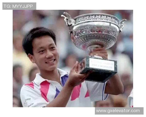 张芳专访:探寻网球世界中的成功秘诀与成长之路